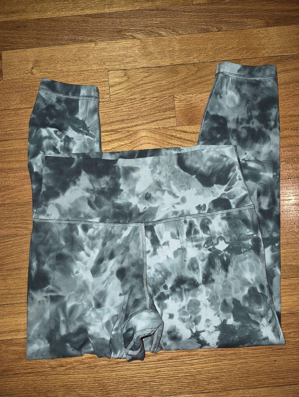 Lululemon Diamond Dye Leggings